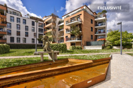
                                                                                        Vente
                                                                                         Appartement avec Extérieur Plein Sud