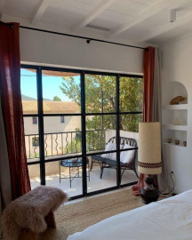
                                                                                        Location
                                                                                         Appartement avec grand balcon, à 100 m des plages