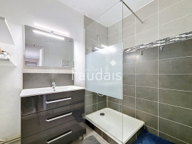 
                                                                                        Vente
                                                                                         APPARTEMENT AVEC JARDIN ET BALCON PROCHE CENTRE VILLE