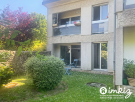 
                                                                                        Vente
                                                                                         Appartement avec place de parking privative