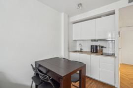 Location
Appartement avec terrace Champs-Élysées Georges V (loyer tout inclus)