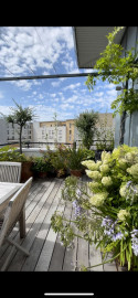 Location
Appartement avec terrasse 15min du centre Paris (loyer tout inclus)