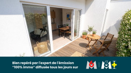 
                                                                                        Vente
                                                                                         APPARTEMENT-BORD DE MER-JARD SUR MER