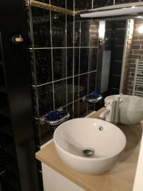 
                                                                                        Location
                                                                                         Appartement calme cours fauriel