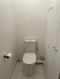 
                                                                                        Location
                                                                                         Appartement calme et idéalement situé proche La Défense (loyer tout inclus)