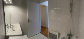 
                                                                                        Location
                                                                                         Appartement calme et idéalement situé proche La Défense (loyer tout inclus)