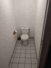 
                                                                                        Location
                                                                                         Appartement calme et tres bien situé