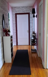 
                                                                                        Location
                                                                                         Appartement centre ville calme bien situé