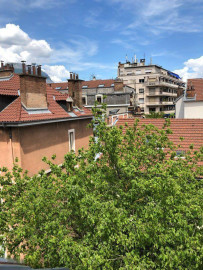 
                                                                                        Location
                                                                                         Appartement centre ville T2 avec vue