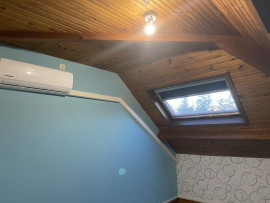 
                                                                                        Location
                                                                                         Appartement chaleureux dans maison individuelle