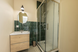 
                                                                                        Location
                                                                                         Appartement - Chambre 15m² - Paris - 970€/mois CC