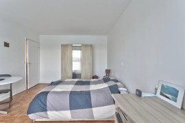 
                                                                                        Colocation
                                                                                         Appartement - Chambre 17m² - Paris - 868€/mois CC