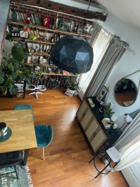 Location
Appartement charmant et cosy (loyer tout inclus)