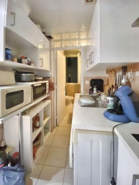 
                                                                                        Location
                                                                                         Appartement clair, calme et sécurisé