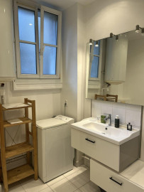 
                                                                                        Location
                                                                                         Appartement classé Art Déco meublé avec gout