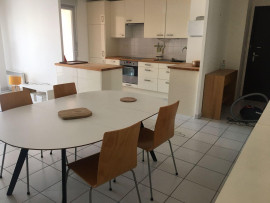
                                                                                        Location
                                                                                         Appartement - CLIM - Calme lumineux