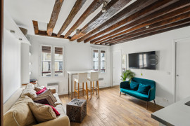 Location
Appartement confortable et charmant dans la rue Saint Honoré (loyer tout inclus)