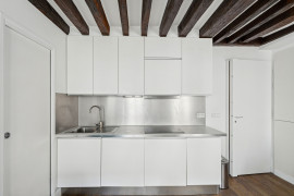 Location
Appartement confortable et charmant dans la rue Saint Honoré (loyer tout inclus)