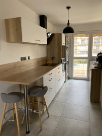 
                                                                                        Vente
                                                                                         Appartement cosy et lumineux à 15mn de Bellecour