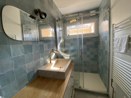 
                                                                                        Vente
                                                                                         Appartement cosy et lumineux à 15mn de Bellecour