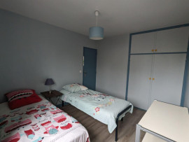 
                                                                                        Location
                                                                                         Appartement cosy proche RER