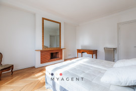 
                                                                                        Location
                                                                                         Appartement d’exception face à la Gare de Lyon