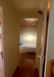 
                                                                                        Location
                                                                                         Appartement dans longère avec parking et jardin