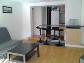 
                                                                                        Location
                                                                                         Appartement dans maison à Saint-Nazaire