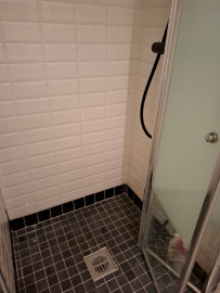 Location
Appartement dans un immeuble haussmannien - 1 Salon et 1 Chambre – Calme absolu et sécurisé - proximité immédiate des transports - prisé 9ᵉ (loyer tout inclus)