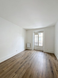 
                                                                                        Location
                                                                                         Appartement de 2 pièces