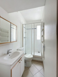 
                                                                                        Location
                                                                                         Appartement de 2 pièces
