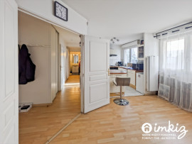 
                                                                                        Vente
                                                                                         Appartement de 46 m² avec cave et parking
