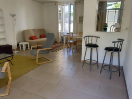 
                                                                                        Location
                                                                                         Appartement de 54 m2 calme proximité du tramway