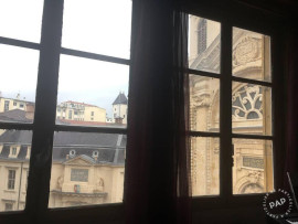
                                                                                        Location
                                                                                         Appartement de cachet 2 pièces 46 m² Lyon 2