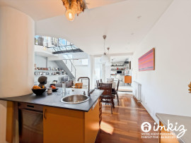 
                                                                                        Vente
                                                                                         Appartement de caractère, calme, lumineux