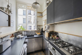 Location
Appartement de charme dans le coeur de Paris (loyer tout inclus)
