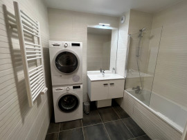 Location
Appartement de luxe (loyer tout inclus)