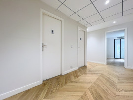 
                                                                                        Vente
                                                                                         appartement de standing de 204 m² PARIS 8