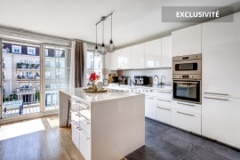 
                                                                                        Vente
                                                                                         Appartement de Trois Pièces avec Balcon