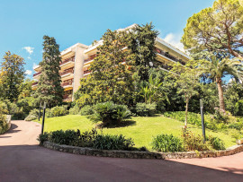 
                                                                                        Vente
                                                                                         Appartement Dernier Etage Parc Coromandel 3 pièces Vue Mer