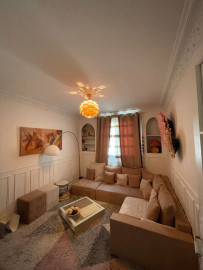 
                                                                                        Location
                                                                                         Appartement design Haussmannien Paris (loyer tout inclus)