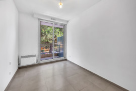 
                                                                                        Vente
                                                                                         APPARTEMENT DEUX PIECES AVEC TERRASSE