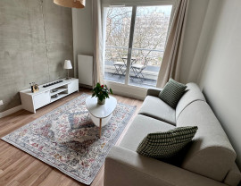 
                                                                                        Location
                                                                                         Appartement deux pièces neuf et meublé avec soin avec imprenable sur tout Paris (loyer tout inclus)