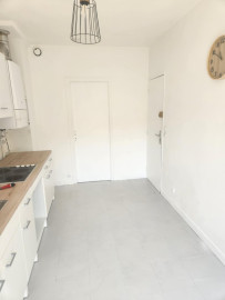 
                                                                                        Location
                                                                                         Appartement duplex