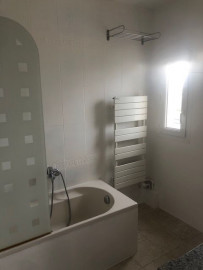 
                                                                                        Location
                                                                                         Appartement Duplex à Asnières sur Seine (loyer tout inclus)