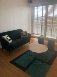 
                                                                                        Location
                                                                                         Appartement Duplex à Asnières sur Seine (loyer tout inclus)
