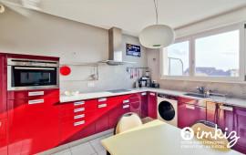 
                                                                                        Vente
                                                                                         Appartement duplex attique 5P  terrasse 2 garages