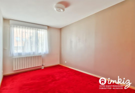 
                                                                                        Vente
                                                                                         Appartement duplex attique 5P  terrasse 2 garages