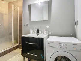 
                                                                                        Vente
                                                                                         APPARTEMENT DUPLEX AVEC CACHET ET BALCON EN CENTRE VILLE