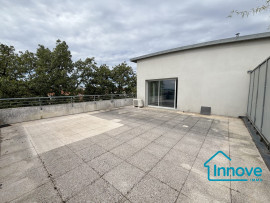 
                                                                                        Vente
                                                                                         Appartement Duplex lumineux